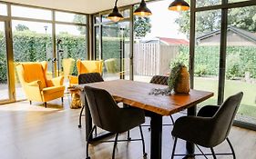 Vakantiewoning Op Steenworp Afstand Van Strand En Havens